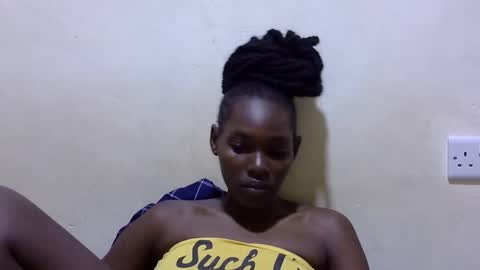 pretty_leila1 online show from March 25, 12:05 am