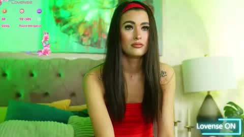 Lia online show from December 18, 6:03 pm