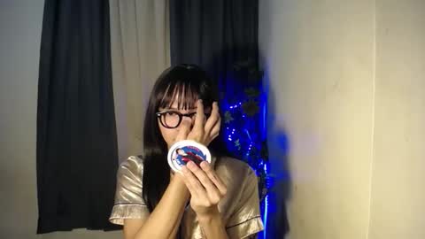 pretty_magayon online show from October 10, 10:03 am