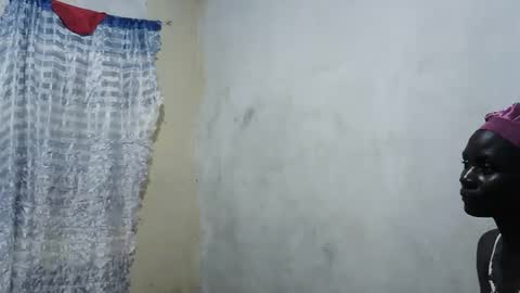 Snapshot of pretty_milla03 chatting on September 16, 7:15 pm pretty_milla03 online show from September 16, 7:15 pm