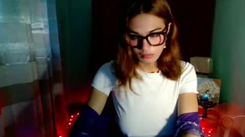 Snapshot of pretty_morina143 chatting on February 20, 6:26 am christina online show from February 20, 6:26 am