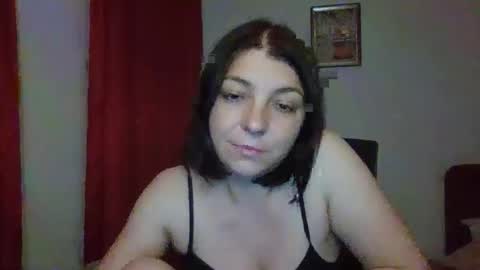 Snapshot of pretty_natalie chatting on May 25, 9:54 pm PrettyNatalie online show from May 25, 9:54 pm