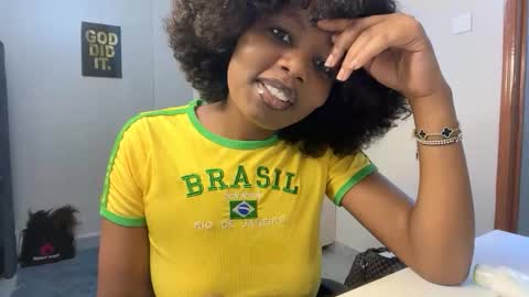 Pretty peaches online show from January 13, 3:12 am