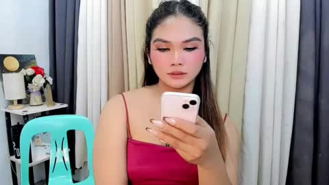 Snapshot of pretty_percy chatting on February 9, 10:08 am hi im percy online show from February 9, 10:08 am