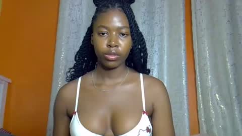 pretty_petite24 online show from May 26, 6:48 pm