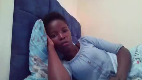 pretty_petite_ebony online show from November 23, 2:17 pm