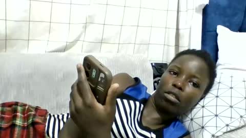 pretty_petite_ebony online show from June 11, 6:22 am