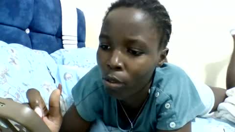 pretty_petite_ebony online show from July 30, 12:09 am