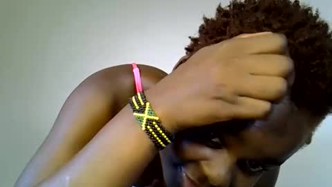 Snapshot of pretty_scooper chatting on May 21, 10:06 pm pretty_scooper online show from May 21, 10:06 pm