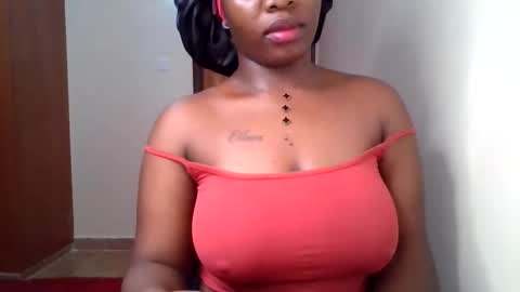 pretty_shila online show from May 25, 12:16 am