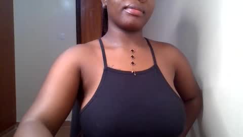 pretty_shila online show from May 27, 8:28 pm