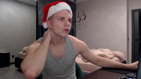 Snapshot of pretty_sweety chatting on October 30, 6:08 pm Justin online show from October 30, 6:08 pm