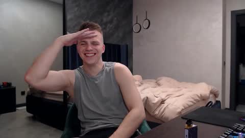 Snapshot of pretty_sweety chatting on November 9, 9:29 am Justin online show from November 9, 9:29 am