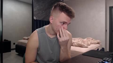 Snapshot of pretty_sweety chatting on November 13, 5:50 am Justin online show from November 13, 5:50 am