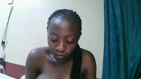 Snapshot of pretty_tiffany1 chatting on March 3, 2:45 pm pretty_tiffany1 online show from March 3, 2:45 pm