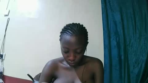 Snapshot of pretty_tiffany1 chatting on March 4, 6:52 am pretty_tiffany1 online show from March 4, 6:52 am