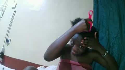 Snapshot of pretty_tiffany1 chatting on March 12, 9:26 am pretty_tiffany1 online show from March 12, 9:26 am