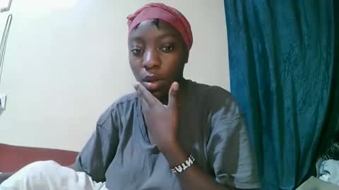 Snapshot of pretty_tiffany1 chatting on March 29, 4:01 am pretty_tiffany1 online show from March 29, 4:01 am