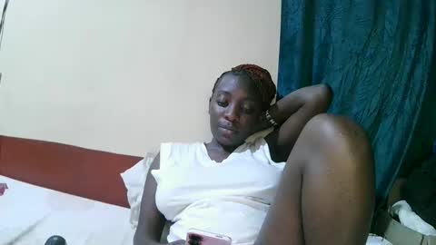 Snapshot of pretty_tiffany1 chatting on April 8, 6:52 pm pretty_tiffany1 online show from April 8, 6:52 pm