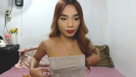 Pretty Andrea online show from March 3, 8:09 am