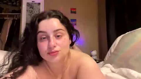 prettybaby22 online show from April 20, 4:59 am