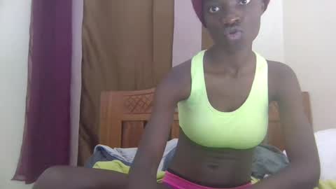 prettyboobies02 online show from June 28, 7:42 pm