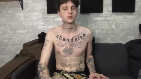 pretty boy online show from January 27, 5:58 am