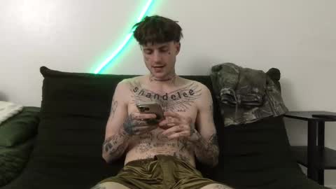 pretty boy online show from November 16, 7:30 pm