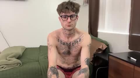 pretty boy online show from March 29, 8:31 pm