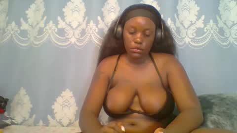 SHANIA online show from April 1, 5:52 am