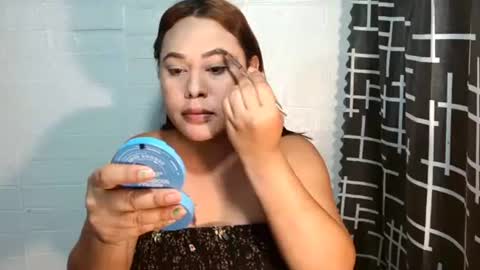 Snapshot of prettydiannara chatting on January 19, 11:47 am prettydiannara online show from January 19, 11:47 am