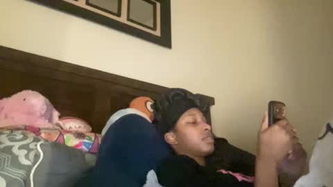 prettyfacefemale online show from March 14, 7:58 am