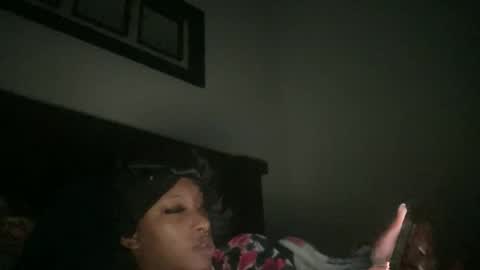 prettyfacefemale online show from March 26, 8:03 pm