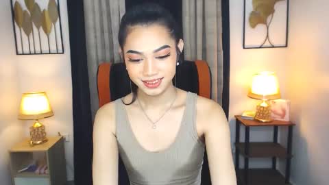 Snapshot of prettyhothugecock chatting on January 18, 6:56 am prettyhothugecock online show from January 18, 6:56 am