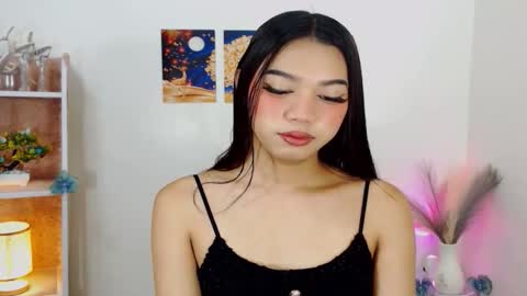 Snapshot of prettyhothugecock chatting on November 3, 9:21 am prettyhothugecock online show from November 3, 9:21 am