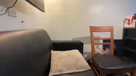 Snapshot of prettyhugelatinax44 chatting on October 21, 7:53 am Miss Kyla online show from October 21, 7:53 am