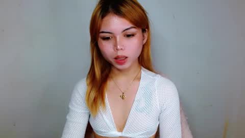 SEXY JULIA online show from December 7, 8:00 am