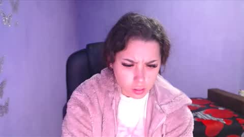prettyjulliette online show from December 23, 2:17 pm