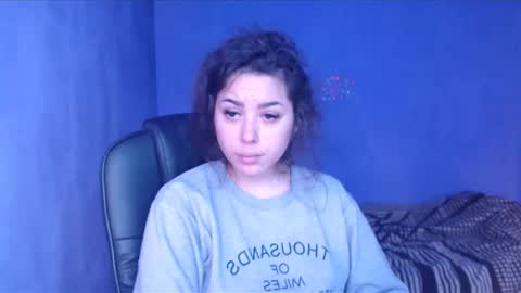 prettyjulliette online show from January 18, 12:04 pm