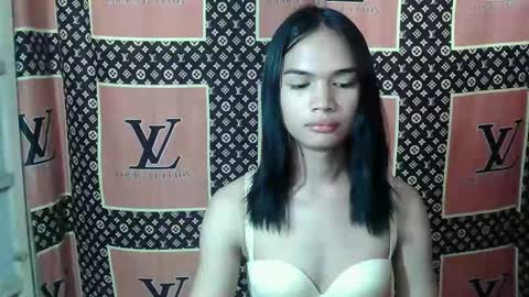 prettykhelcy online show from February 2, 1:59 am