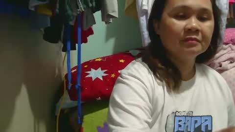 Nhing online show from December 15, 3:09 pm
