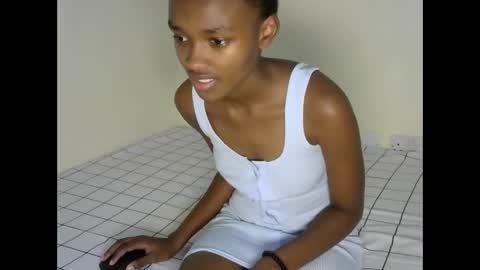 prettyquiny254 online show from September 27, 9:53 pm