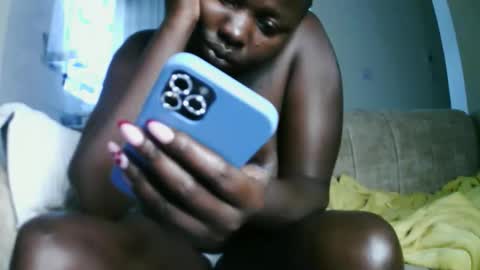 prettyreen online show from October 10, 8:24 am