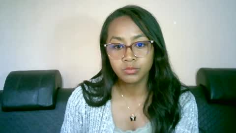 Snapshot of prettysexy3601 chatting on July 2, 1:17 pm prettysexy3601 online show from July 2, 1:17 pm