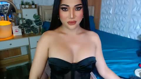 Snapshot of prettysexymaria chatting on December 5, 9:18 am prettysexymaria online show from December 5, 9:18 am