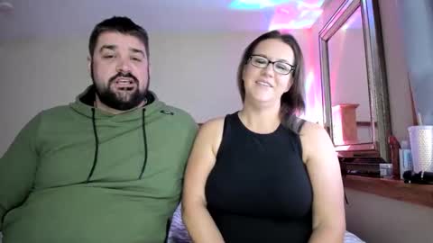 Snapshot of prettystarmn chatting on November 17, 4:07 am prettystarmn online show from November 17, 4:07 am