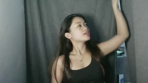 prettyyy_lovelyyy online show from March 31, 9:10 am