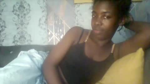 Snapshot of prettyzuzu chatting on September 16, 9:16 pm prettyzuzu online show from September 16, 9:16 pm