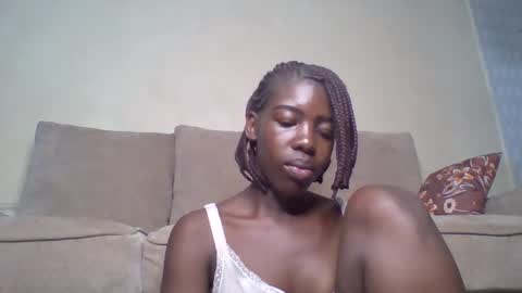 Snapshot of prettyzuzu chatting on September 25, 8:51 am prettyzuzu online show from September 25, 8:51 am