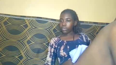 Snapshot of prettyzuzu chatting on October 26, 9:15 am prettyzuzu online show from October 26, 9:15 am